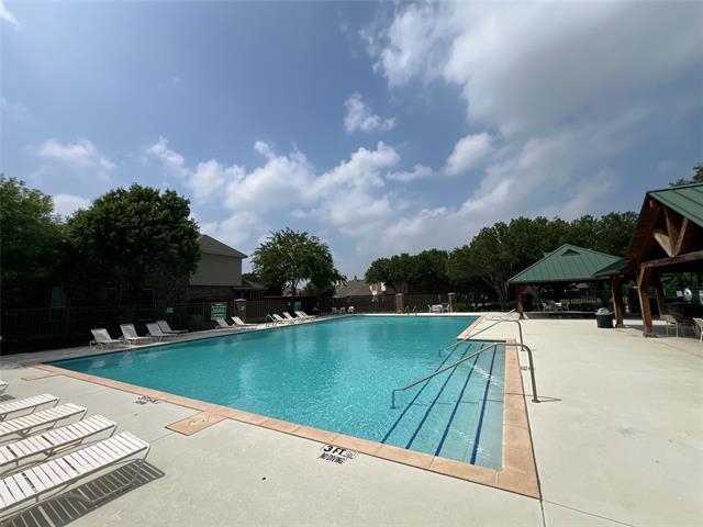 Building Photo - 1320 Lackley Dr