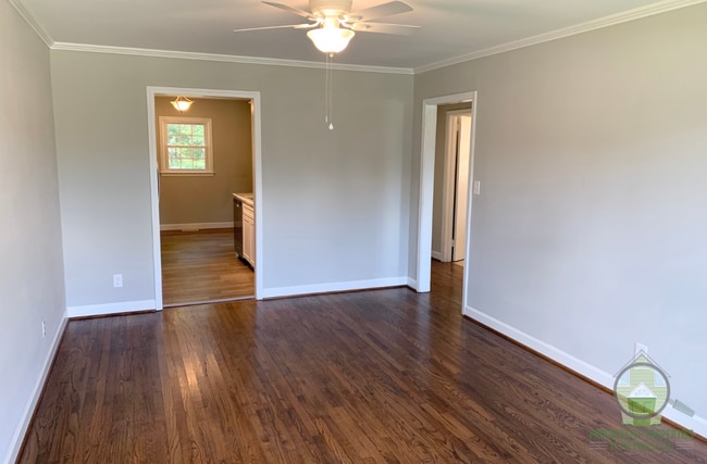 Building Photo - 201 Oakland Ave