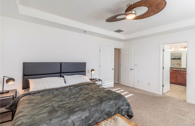 Building Photo - 651 Tiger Lily Way