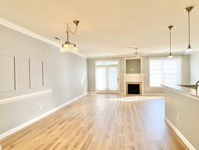 Building Photo - 1312 Myrica Pl