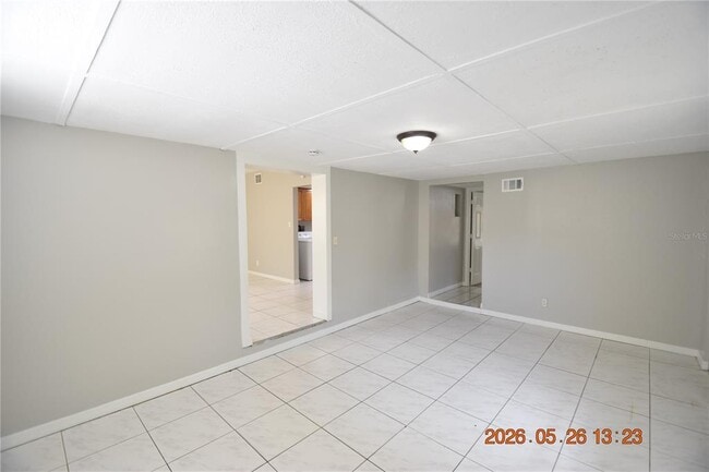 Building Photo - 4011 W Marietta St