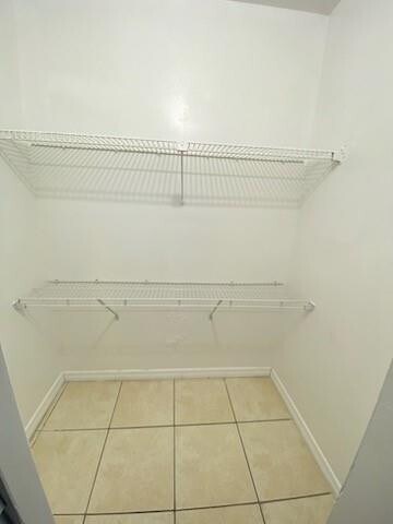 Building Photo - 3120 N Pine Island Rd