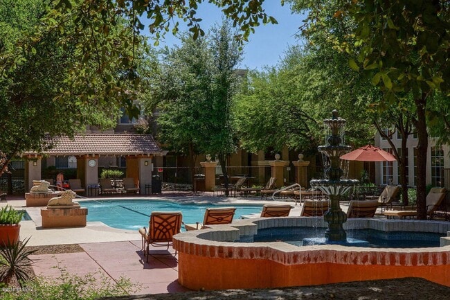 Building Photo - 1500 E Pusch Wilderness Dr