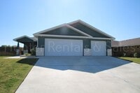 Building Photo - 805 Freedom Cir