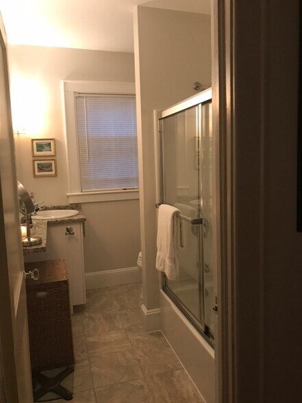 Bathroom - 108 Lancaster Rd