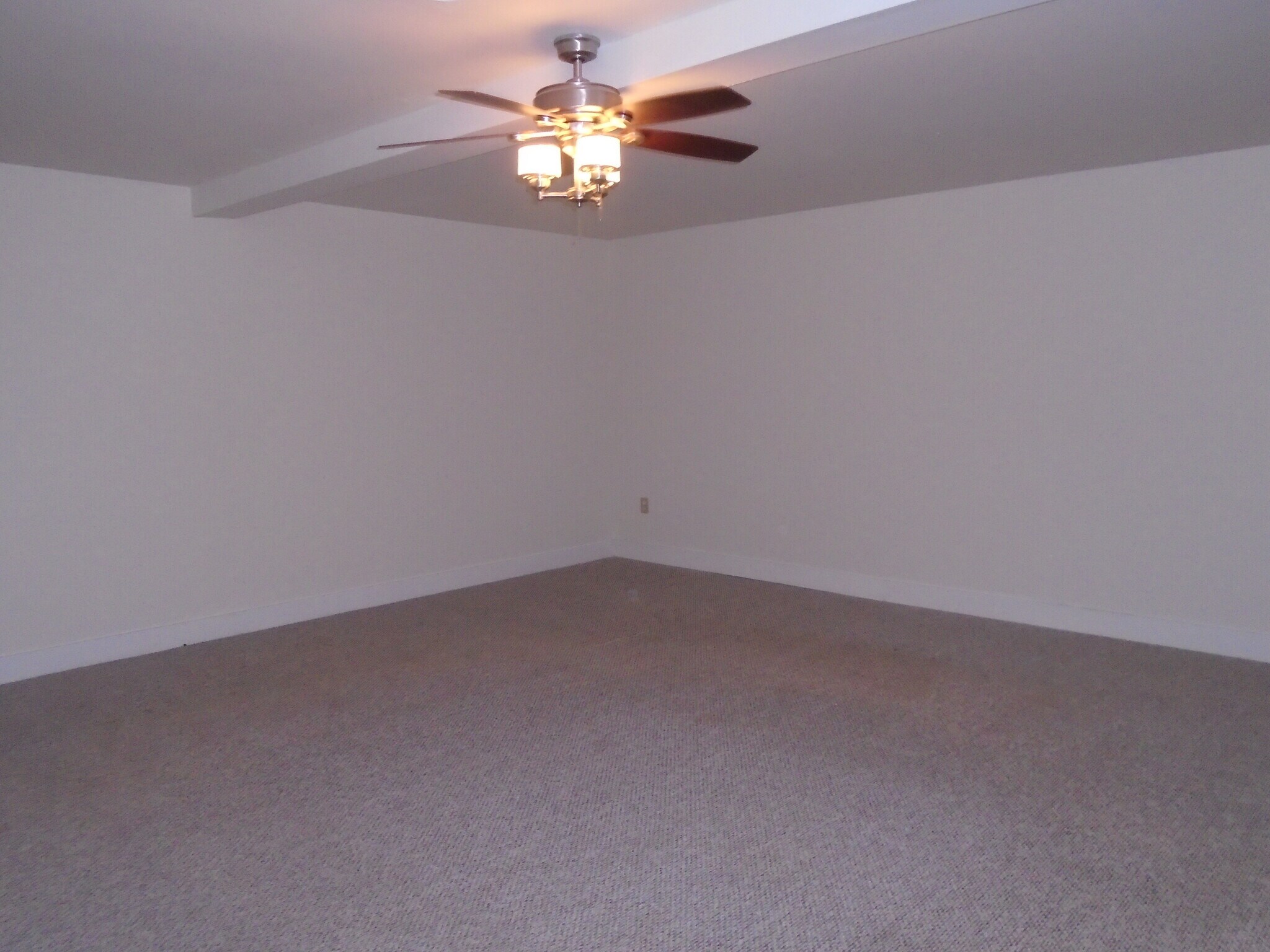 Building Photo - 3980 Brockett Walk