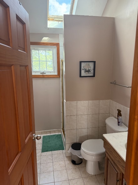 Building Photo - 74 Mansion Rd