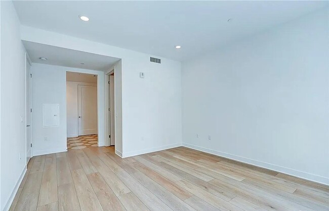 Building Photo - 1204 Rivington
