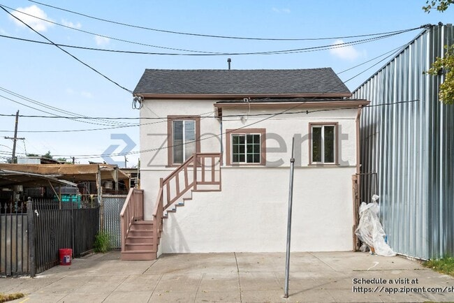 Primary Photo - 833 36th Ave