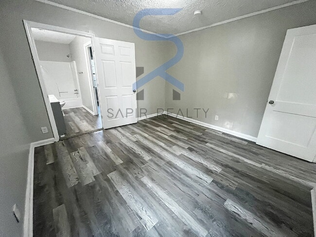 Building Photo - 2262 Jernigan Dr SE