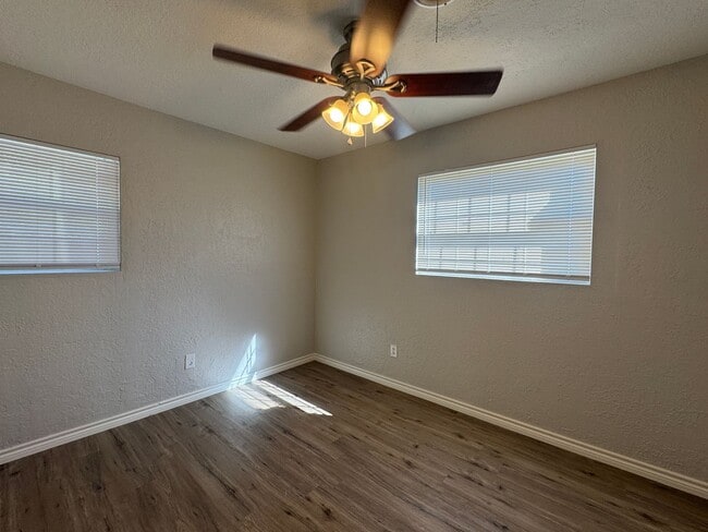 Building Photo - 1626 NW 38th St