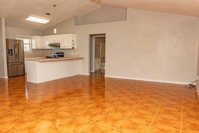 Building Photo - 2831 Atoka Trail