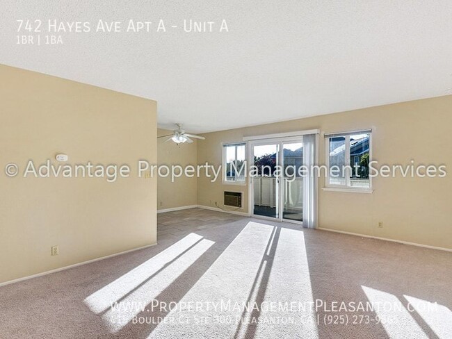 Primary Photo - Large 1 bed/1 bath, 725 sq. ft off East Ave