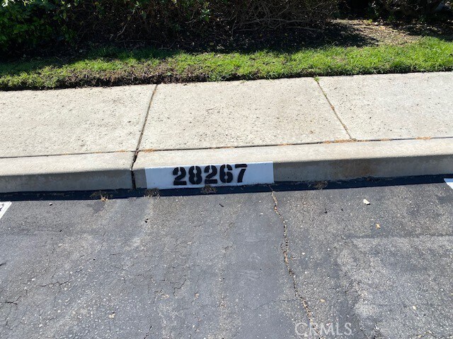 Building Photo - 28267 Paseo El Siena