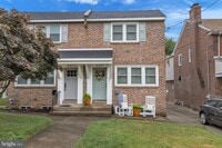 Building Photo - 429 Hurst St
