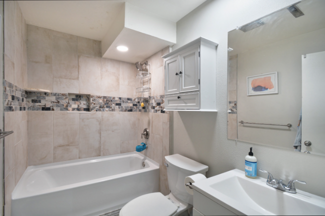 Building Photo - 3443 Amador Cir