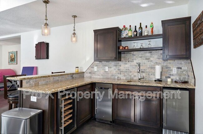 Building Photo - 6020 S McCann Ave