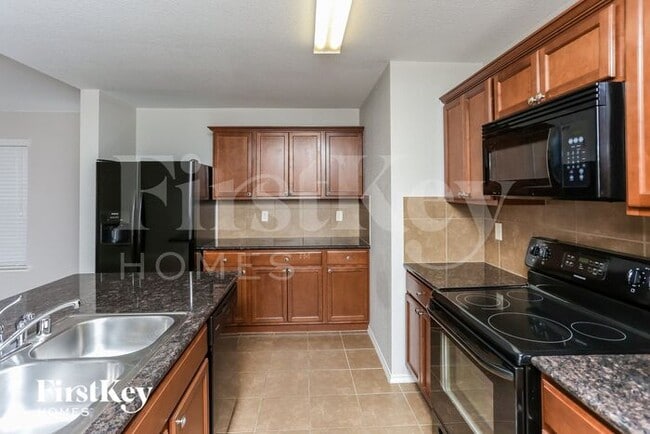 Building Photo - 1221 Koto Wood Dr