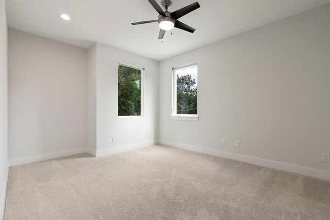 Building Photo - 8014 Tisdale Dr