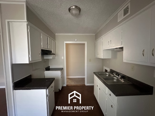 Building Photo - 5166 Rolling Fields Dr