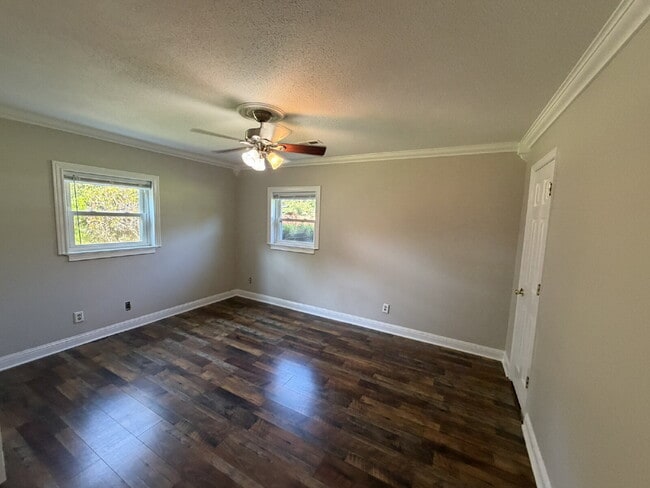 Building Photo - Home for Rent