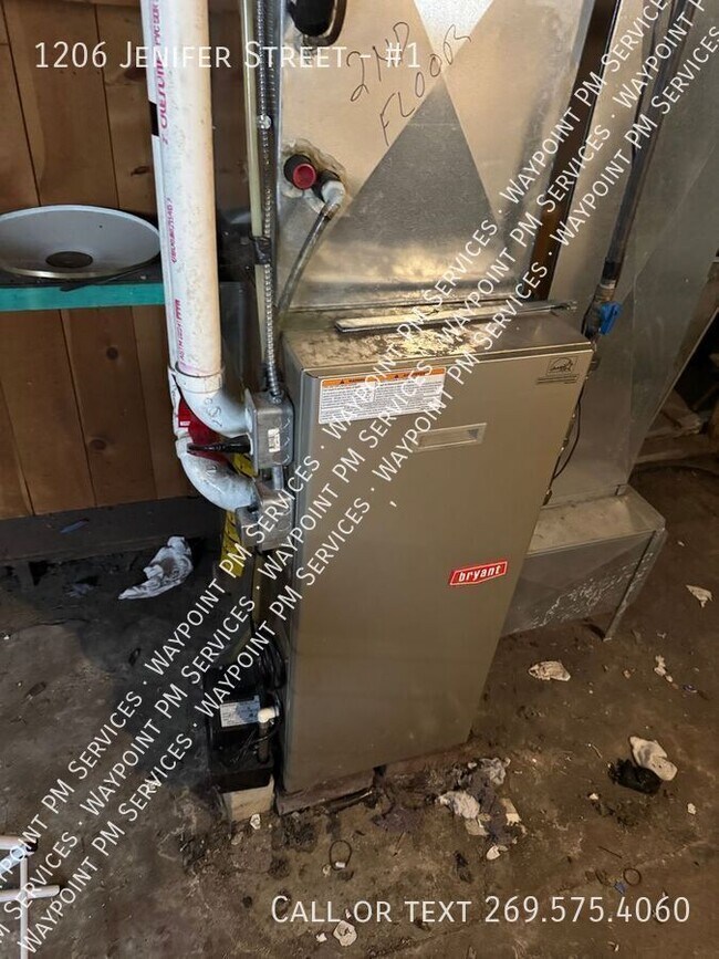 Building Photo - 1206 Jenifer St