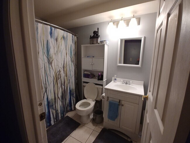 Building Photo - 27512 Evergreen Run