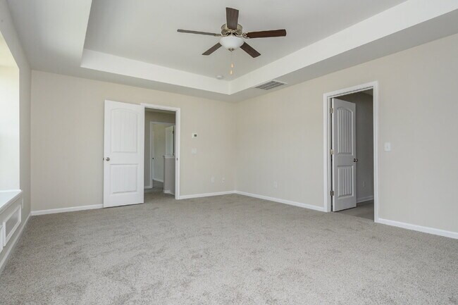 Building Photo - Elegant 4 Bedroom, 2 Bathroom Home with Modern Finishes & Open-Concept Living $2,150/mo rent