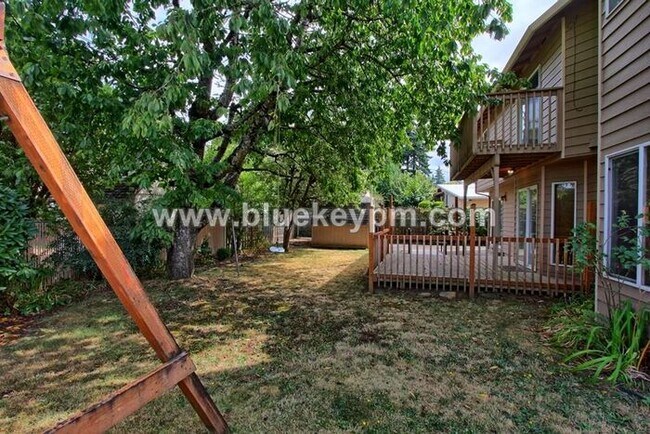 Building Photo - 5 Bed, 4 Bath ADA Accessible Home in Gresham