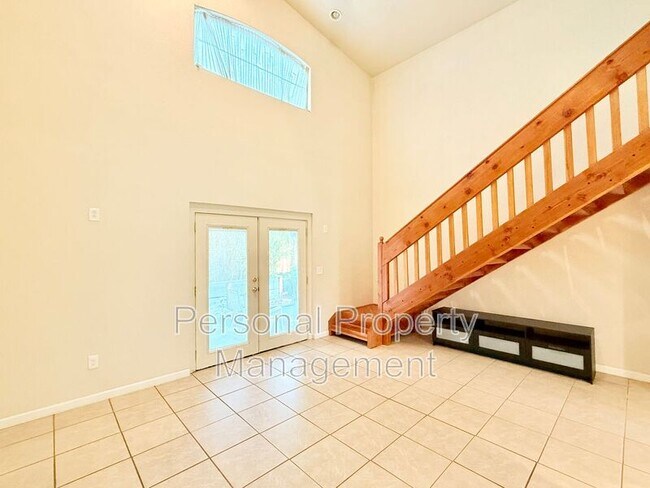 Building Photo - 10303 NE 23rd St