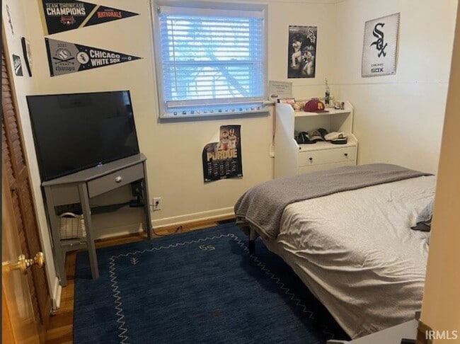 Building Photo - 843 Sparta St