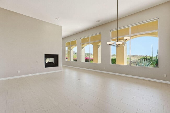 Building Photo - 11047 E Mirasol Cir