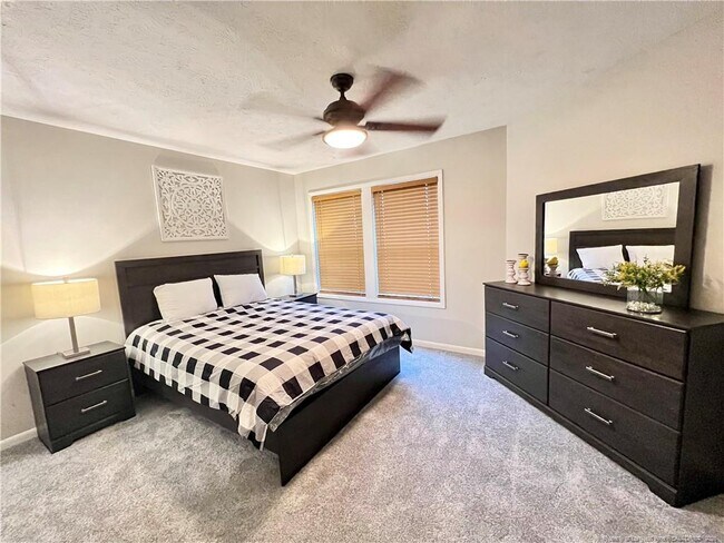 Building Photo - 6792 Willowbrook Dr