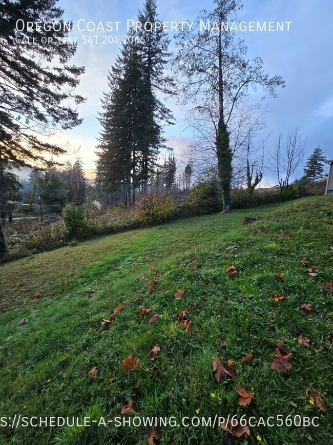 Building Photo - 15 N Hillside Dr