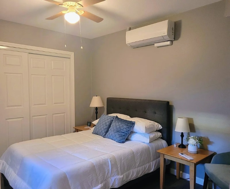 Building Photo - 248 Bluefield Ave