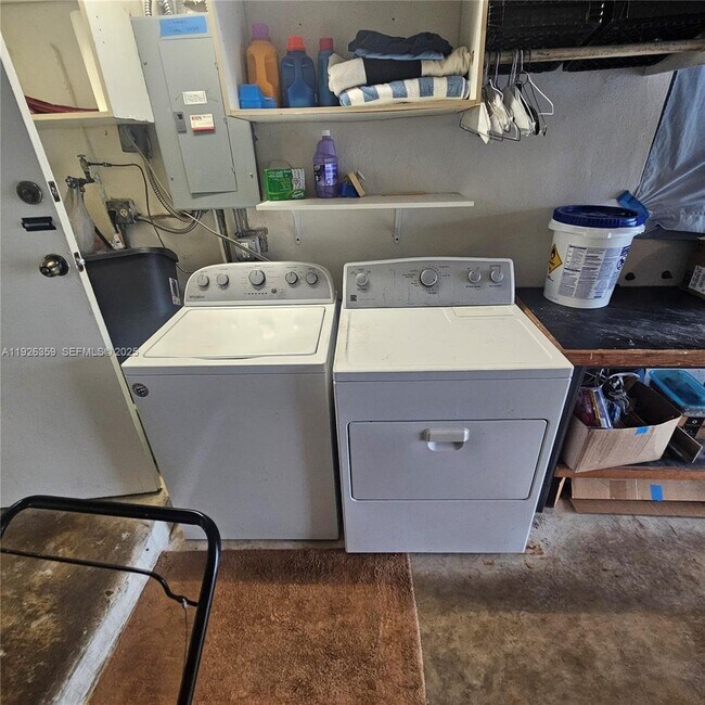 Building Photo - 11461 NW 45th Pl