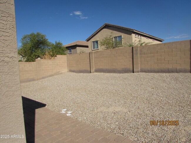 Building Photo - 22212 W Tonto St