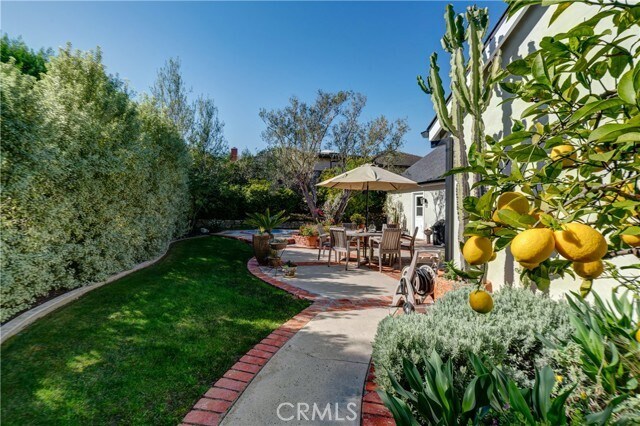 Building Photo - 3185 Bonn Dr