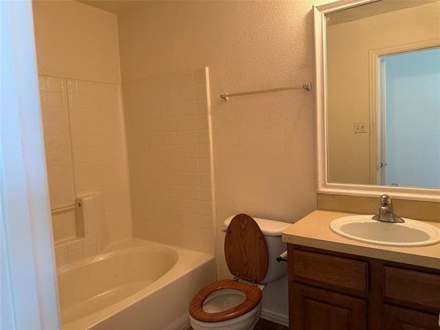 Building Photo - 216 Creek Cove Dr