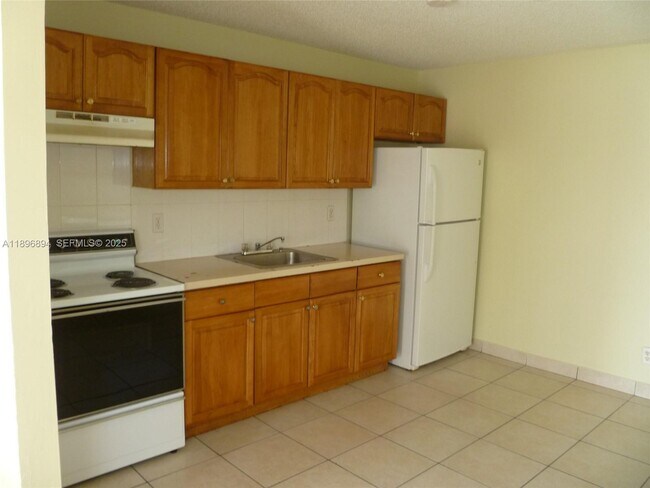 Building Photo - 2117 Liberty St