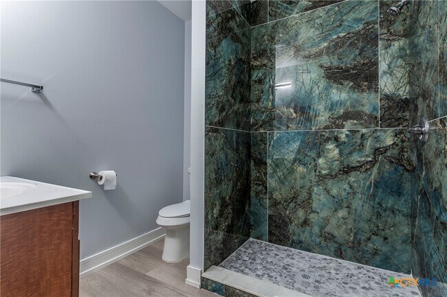 Building Photo - 1110 N 42nd St