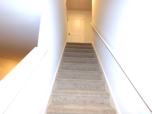 Building Photo - 2 Oakwood Hts Rd