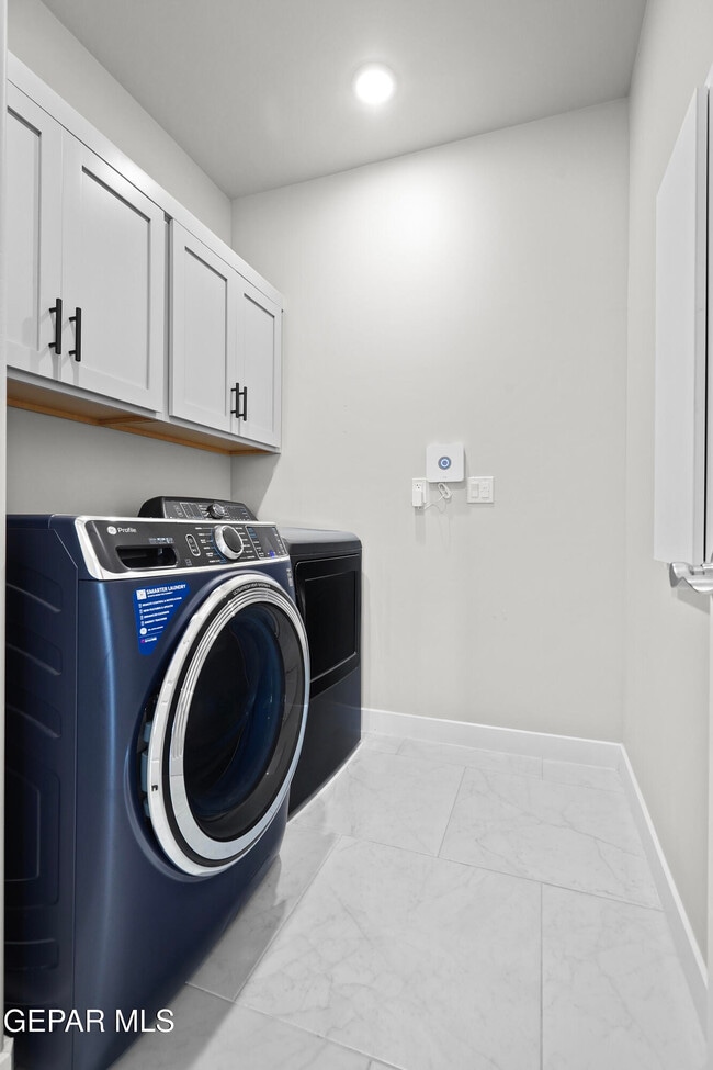 Building Photo - 2332 Mike Price Dr