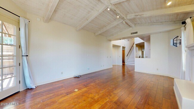 Building Photo - 8100 E Camelback Rd