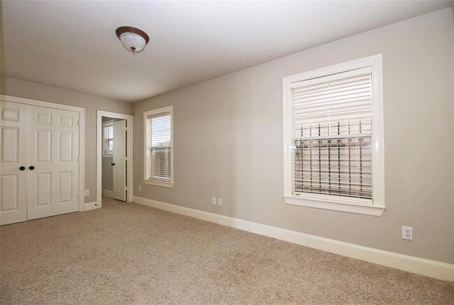Building Photo - 1203 Genesee St