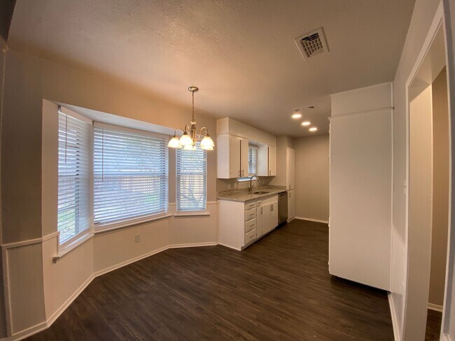 Building Photo - Homes for Rent, Watauga Texas North Fort W...