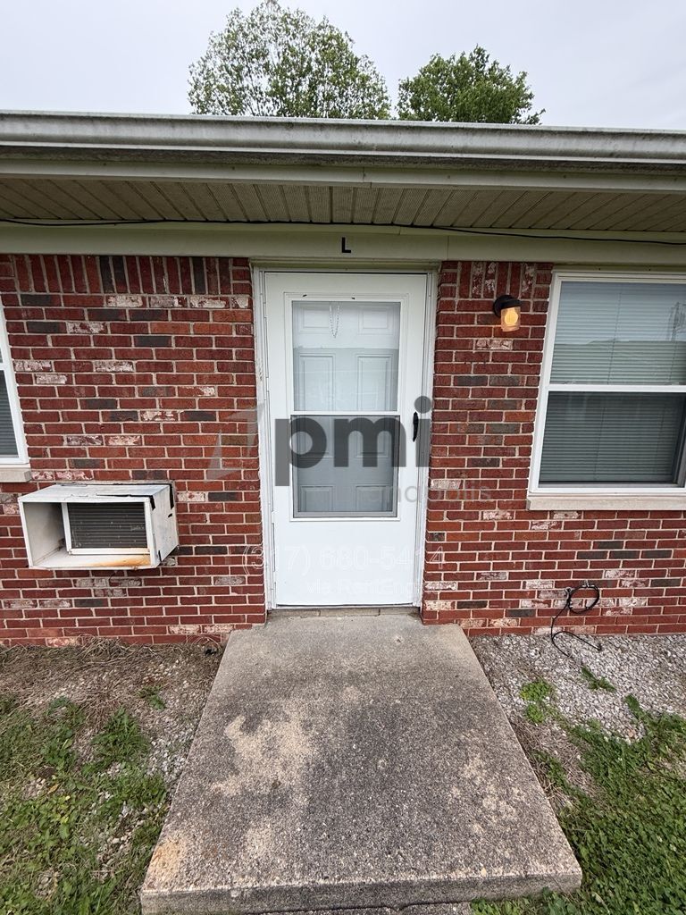 Building Photo - 120 W William Dr