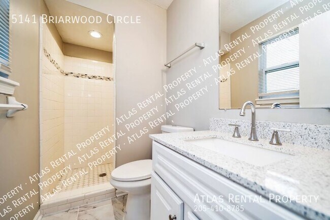 Building Photo - 5141 Briarwood Cir
