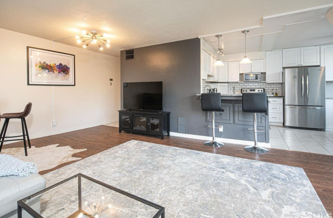 Building Photo - 280 Island Ave