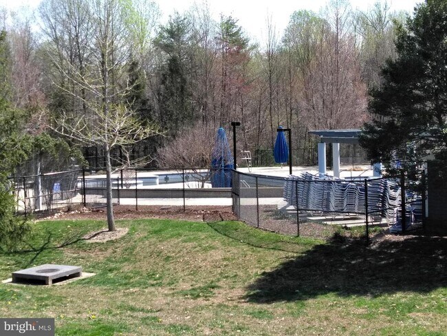 Building Photo - 1384 Park Garden Ln